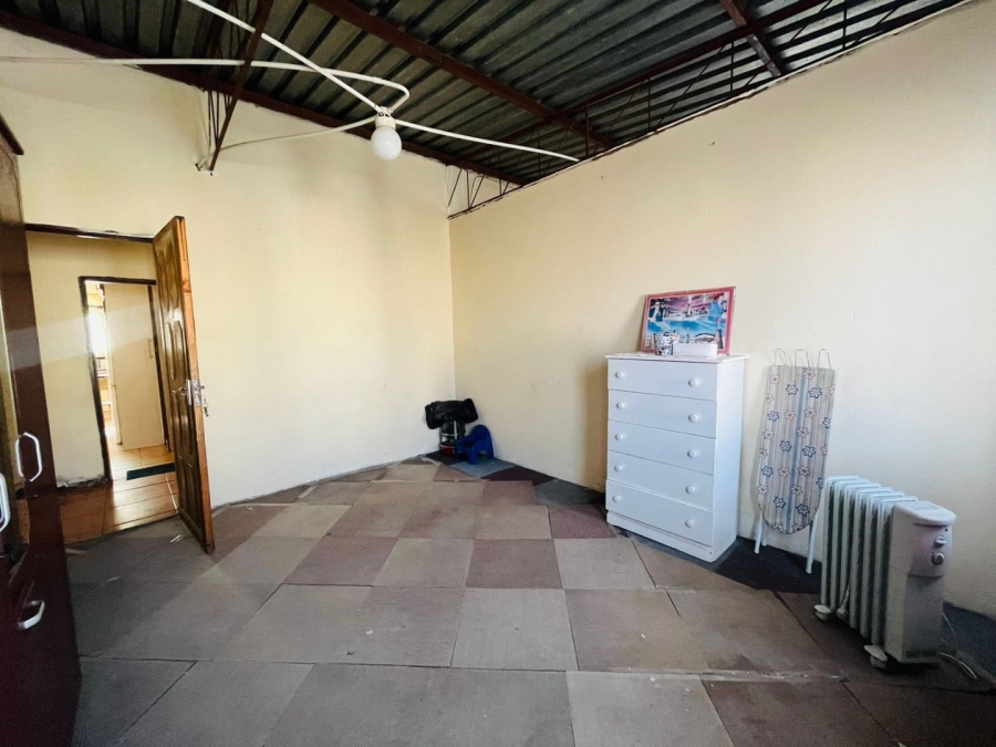 4 Bedroom Property for Sale in Motse Papiki Moilwa Free State